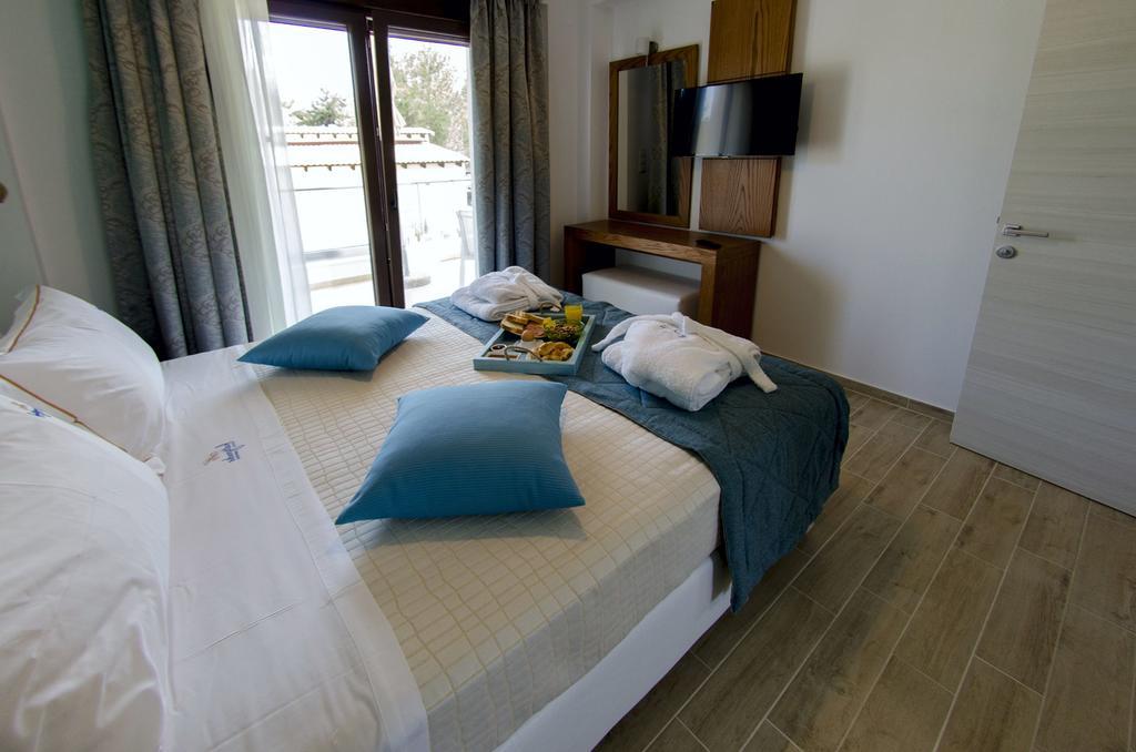 Hatzoudis Luxury Suites Chrisi Ammoudia Exterior foto
