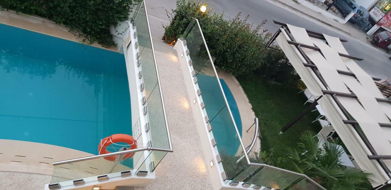 Hatzoudis Luxury Suites Chrisi Ammoudia Exterior foto